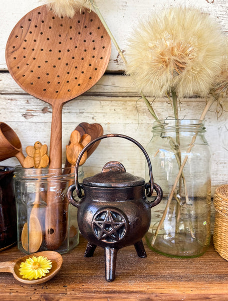Dark Antique copper cauldron set
