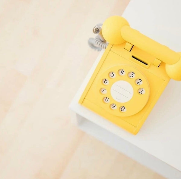 Telephone - Yellow