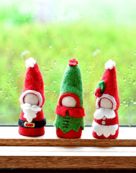 CHRISTMAS PEG DOLLS SET - SANTA CLAUS, MRS CLAUS AND CHRISTMAS ELF