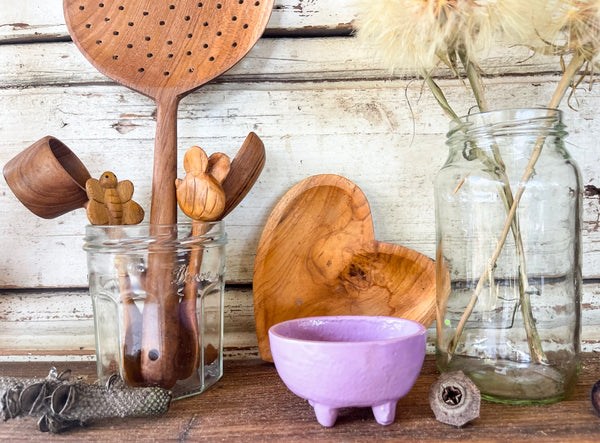 Open oval cauldron- Lavender