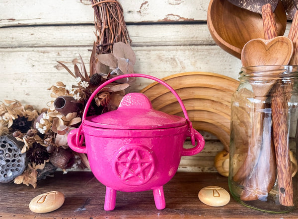 Pink pentagram cauldron set