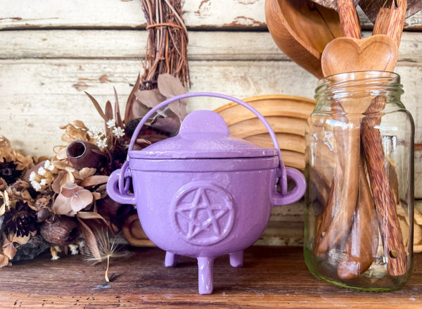 Lavender Pentagram cauldron set