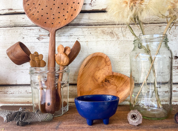 Open oval cauldron- Blue