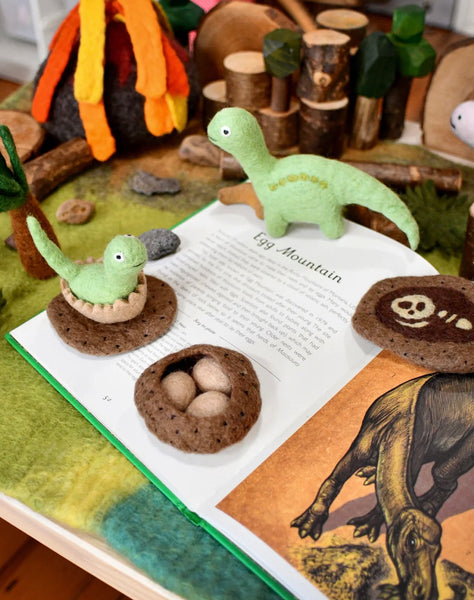 FELT LIFE STAGES OF A DINOSAUR BRONTOSAURUS