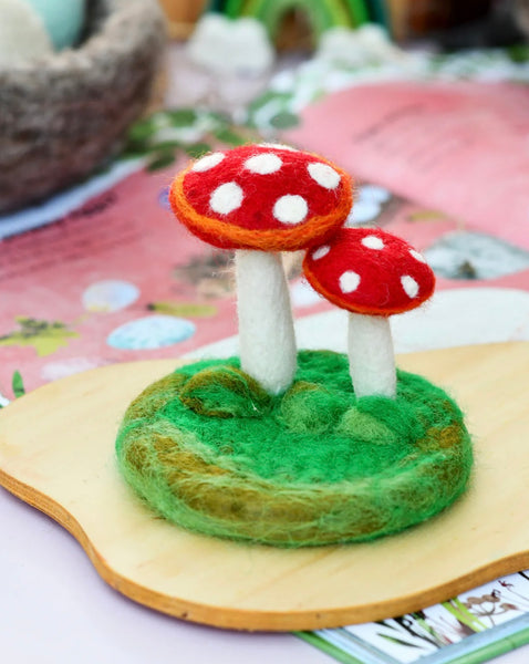 FELT RED MUSHROOMS TOADSTOOLS