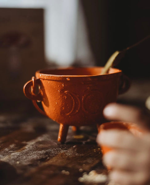 Orange triple moon cauldron with lid
