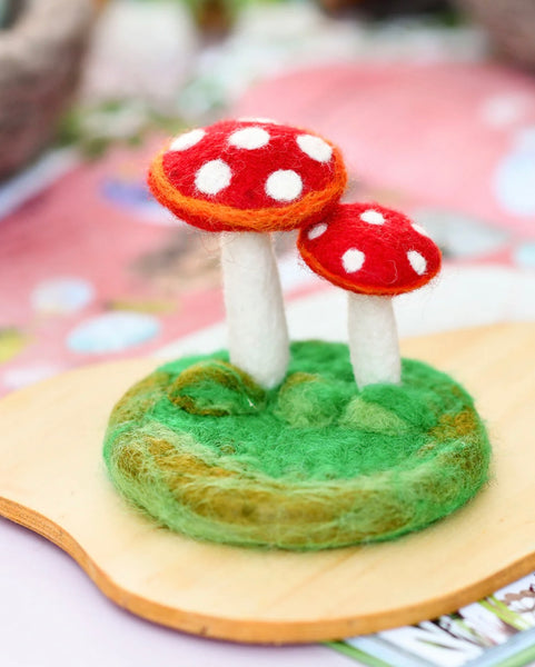 FELT RED MUSHROOMS TOADSTOOLS