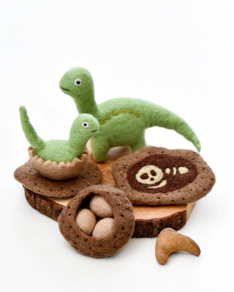 FELT LIFE STAGES OF A DINOSAUR BRONTOSAURUS