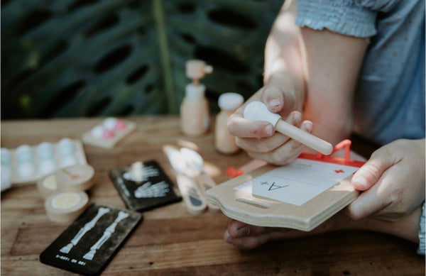 Surgeon kit