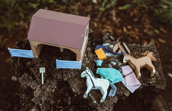 The Stables (Tender Leaf Toys)