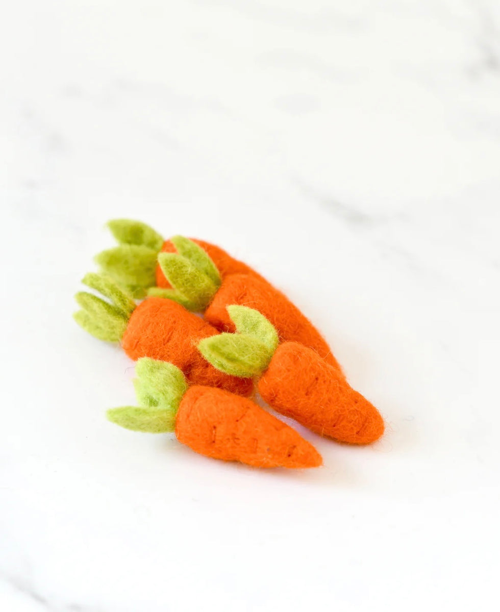 Felt carrots (5 orange carrots) Three Wild Sprouts