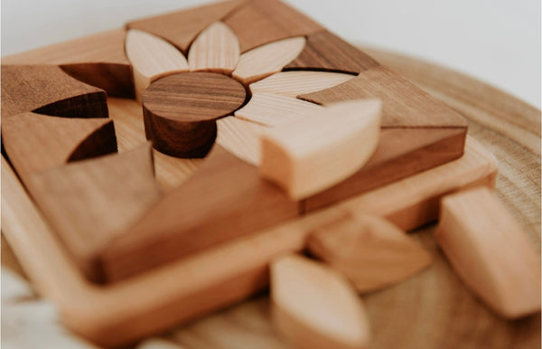 Two toned wooden sunflower Puzzle