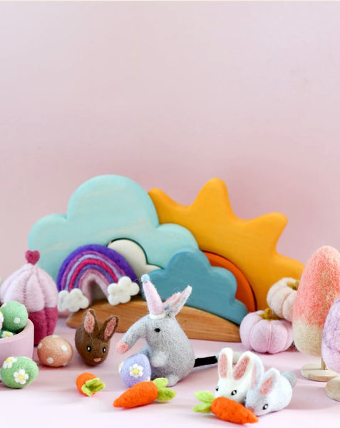 Felt rabbits (3 rabbits)