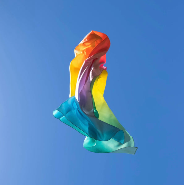 Rainbow play silk
