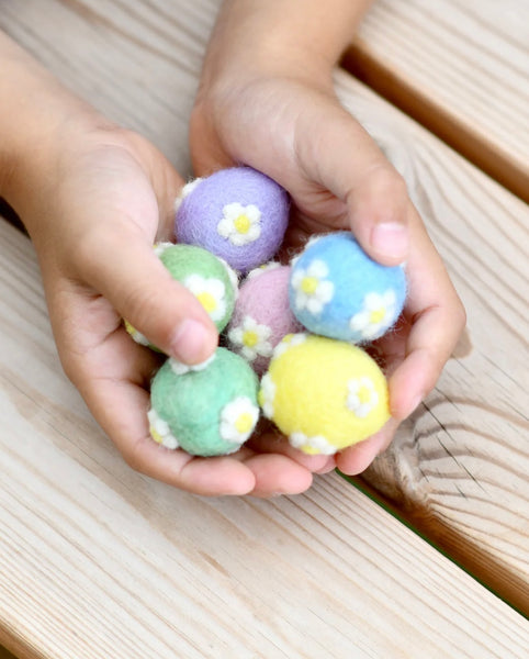 Felt pastel eggs with flowers ( set of 6)