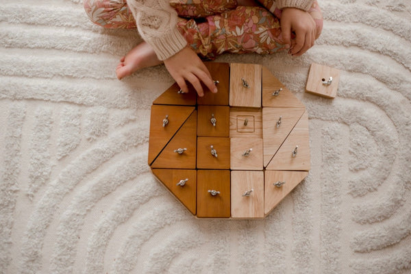 Tactile Learning Board