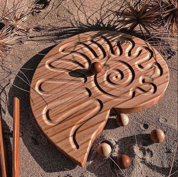 Nautilus Shell Finger Labyrinth