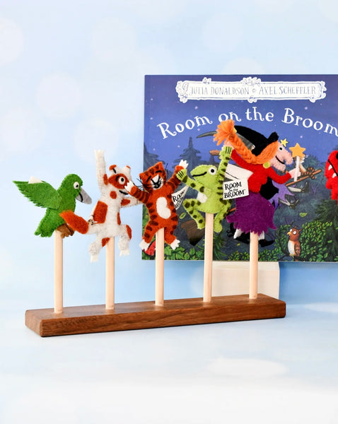 THE ROOM ON THE BROOM® FINGER PUPPETS SET