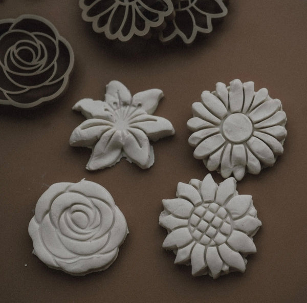 Mixed Flower Cutter Set - Eco Playdough Tool