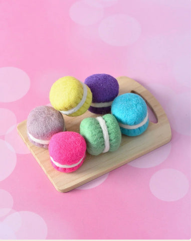 FELT MACARONS B - SET OF 6