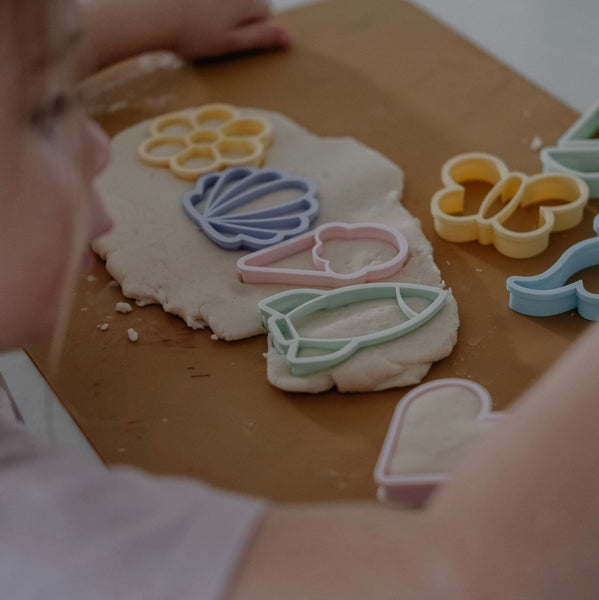 Playdough Assorted Colour Eco Cutter Set