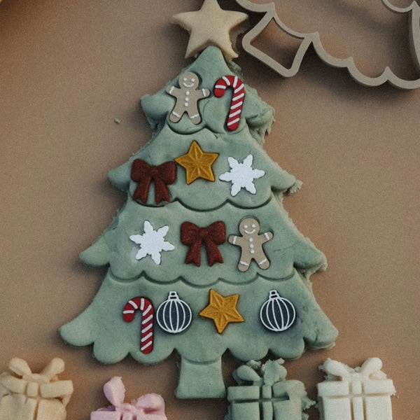Christmas Tree Playdough Decorating Kit