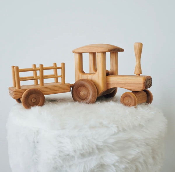 Telleby Debresk Big Tractor with Cart