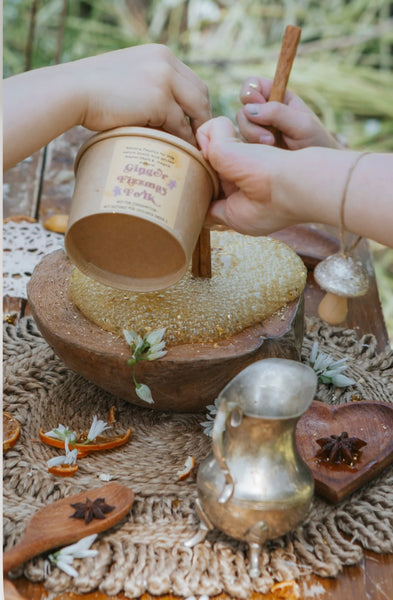 Ginger Fizzmas Folk - Crumble Cup