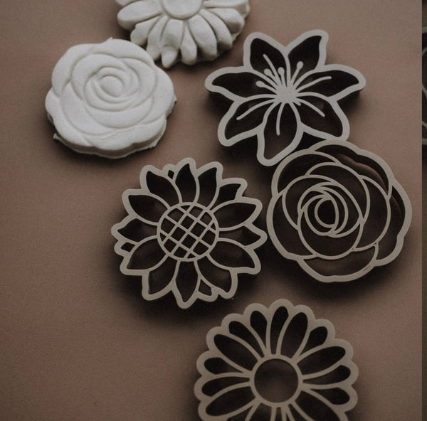 Mixed Flower Cutter Set - Eco Playdough Tool