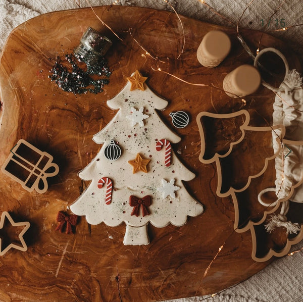Christmas Tree Playdough Decorating Kit