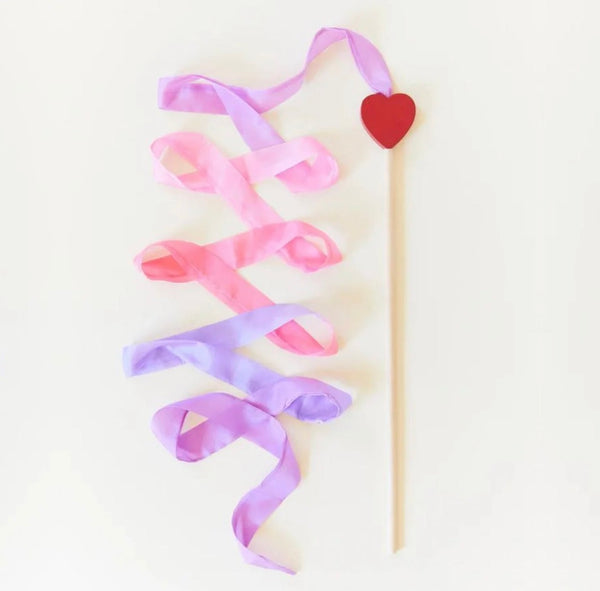 Large Heart Streamer