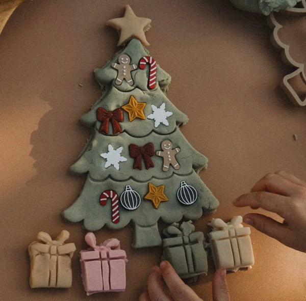 Christmas Tree Playdough Decorating Kit