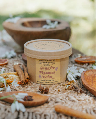 Ginger Fizzmas Folk - Crumble Cup