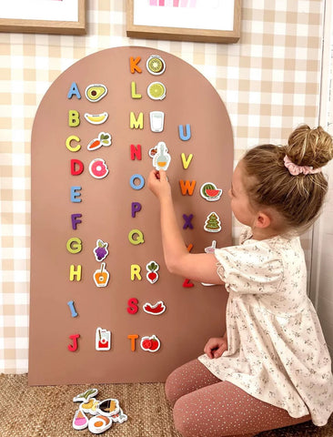 MAGNETIC FOODS & LETTERS