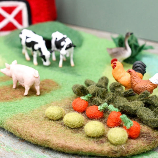 FARM FELT PLAY MAT PLAYSCAPE