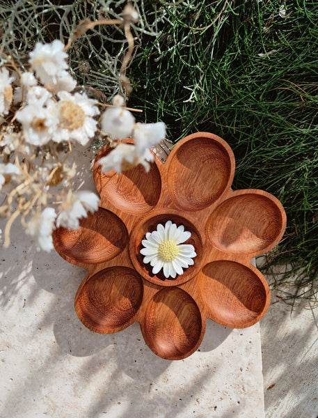 Daisy Bloom Tray