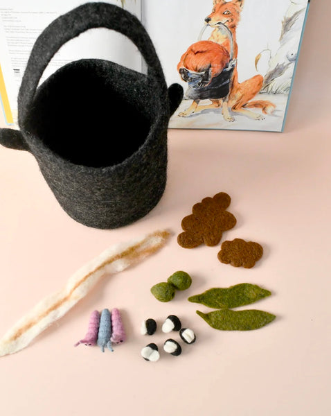 FELT "WOMBAT STEW" BILLY CAN AND SMALL PARTS PLAY SET