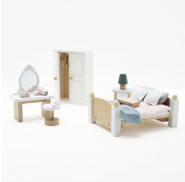 Wooden dolls house- Master Bedroom