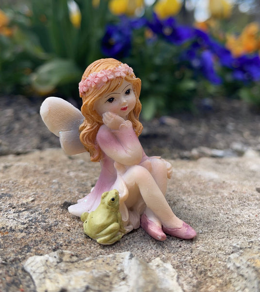 Flower garden fairy- magenta with frog