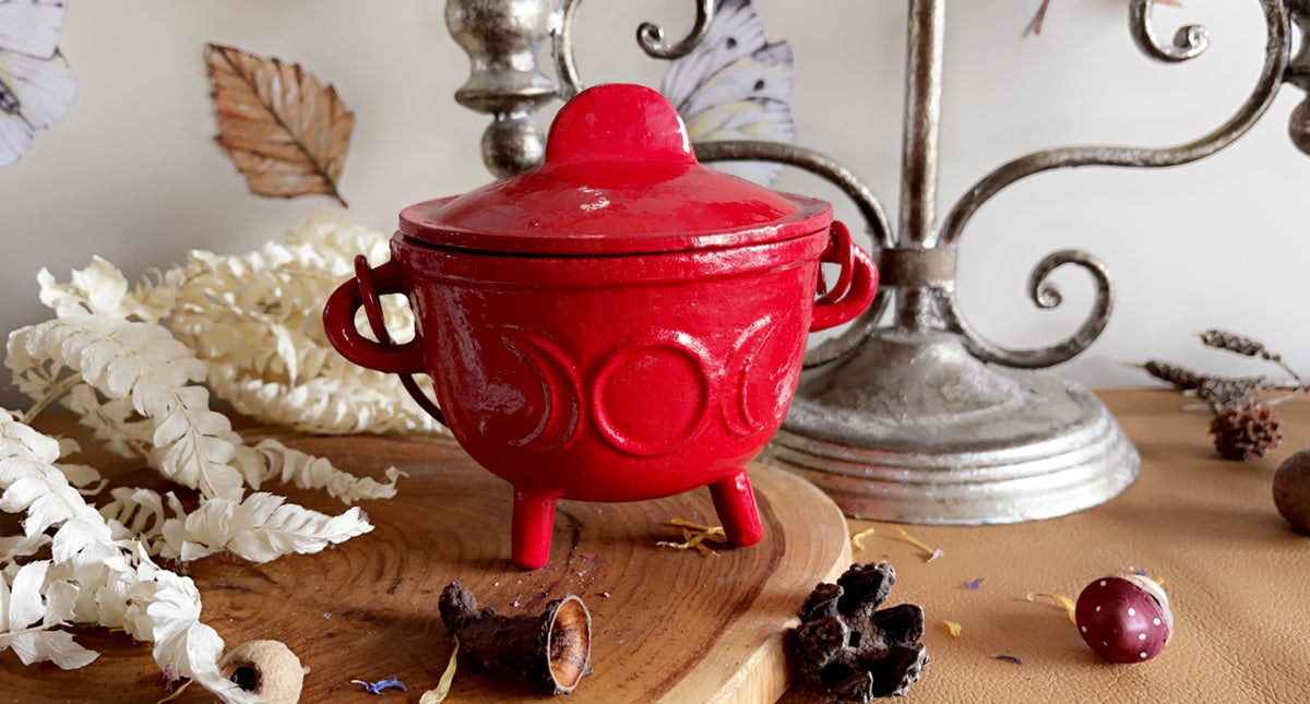 Red triple moon cauldron set – Three Wild Sprouts