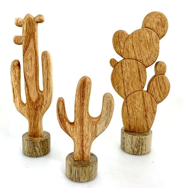 Wooden cacti set
