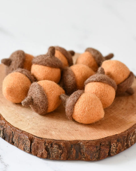 Felt Acorns (Brown) - 10 Acorns