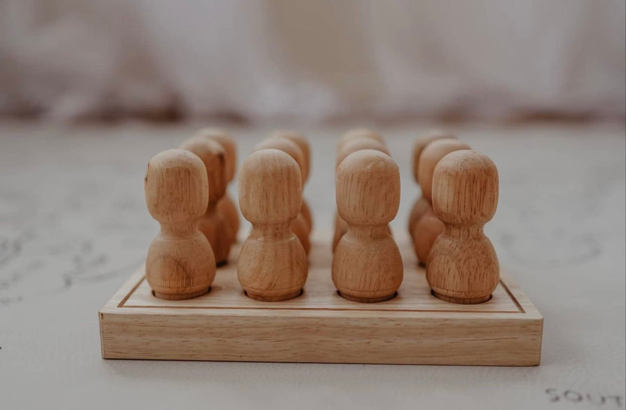 Large Natural People on Tray