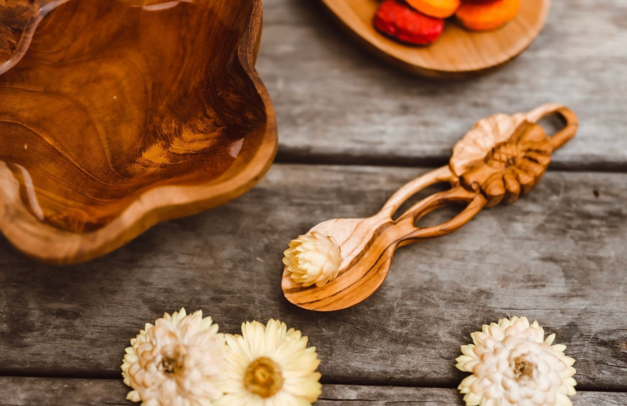 Single flower spoon