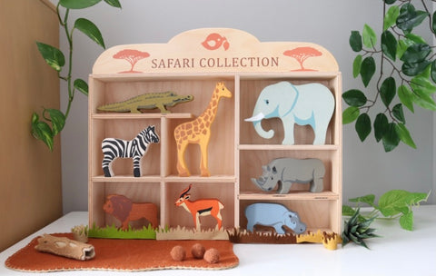 Safari animal display shelf set